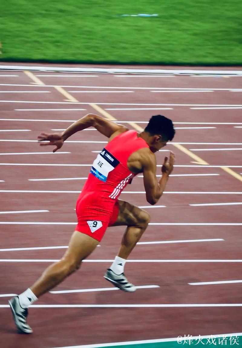全运会17日焦点:百米飞人争锋即将上演 全运会17日焦点:百米飞人争锋即将上演