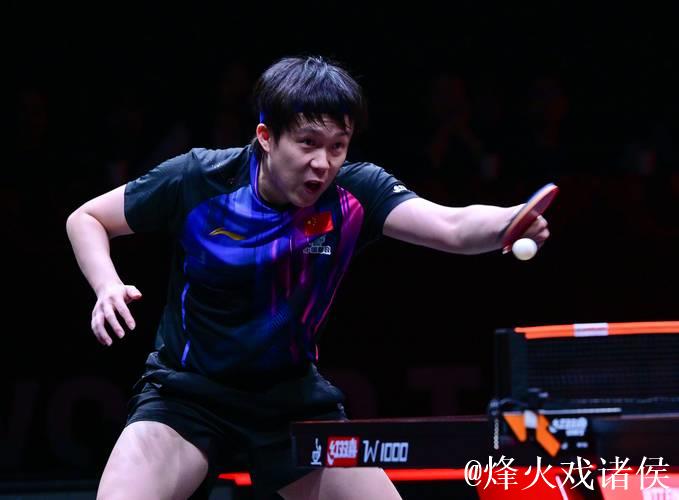 王楚钦30分钟速战速决 挺进WTT总决赛男单四强 王楚钦30分钟速战速决 挺进WTT总决赛男单四强